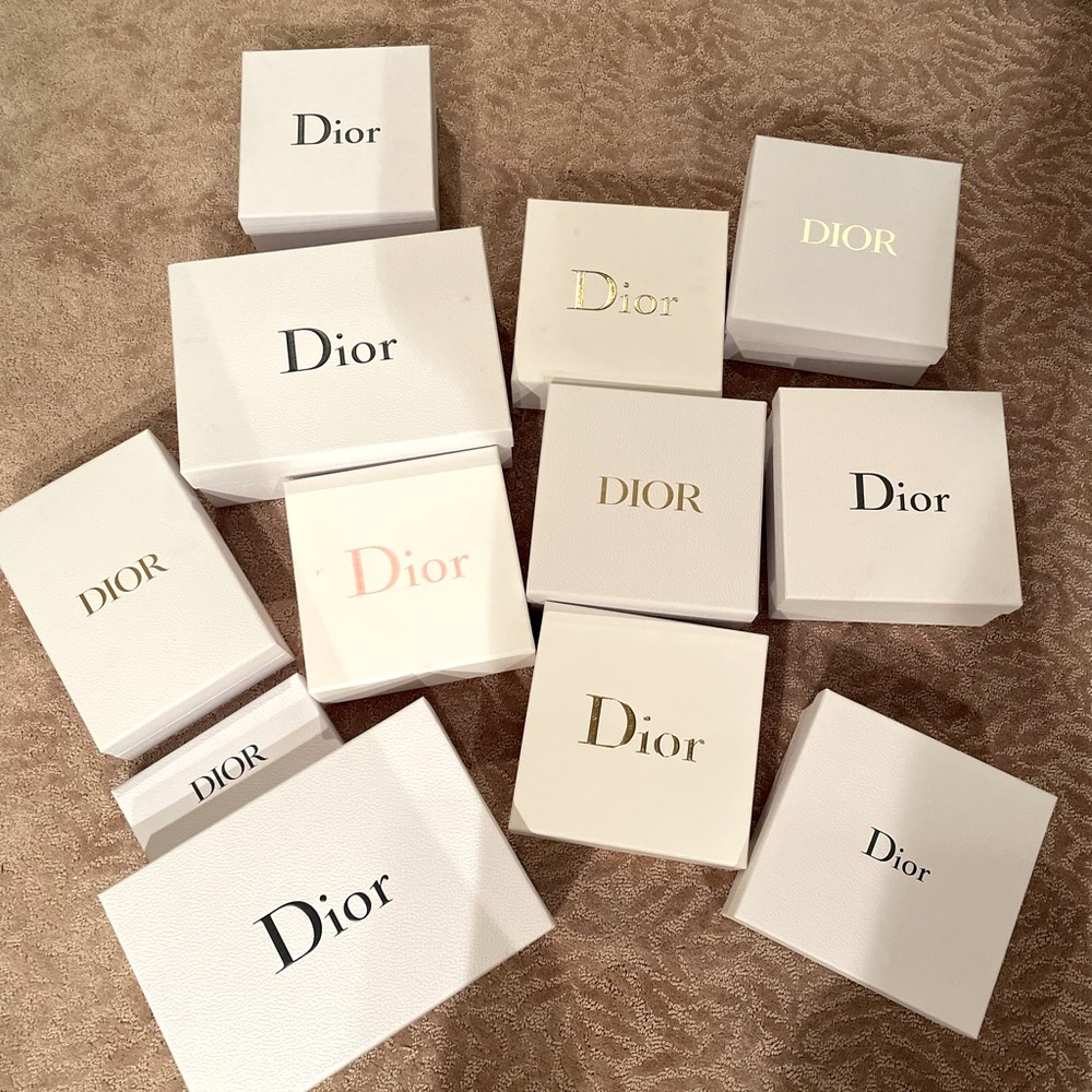 Lot of dior boxes!